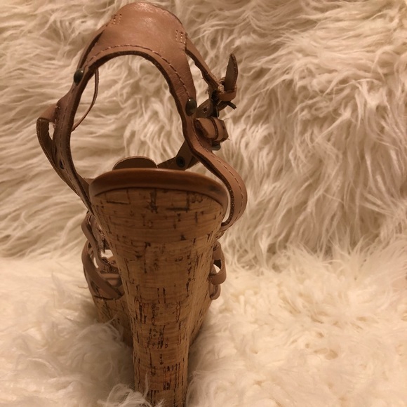 GUESS Wedges - Picture 4 of 6